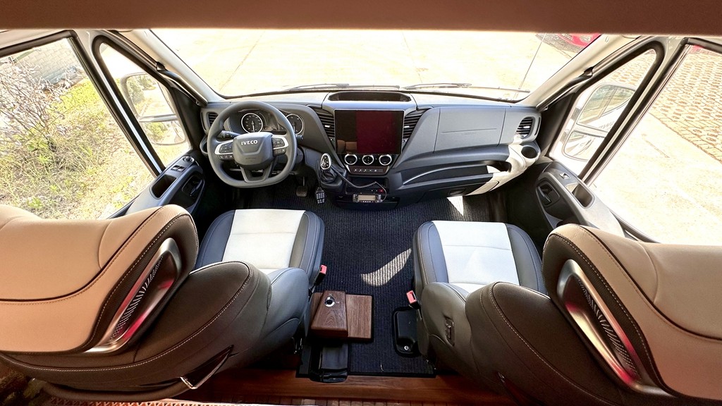 1773904055921441.jpg 09.jpg